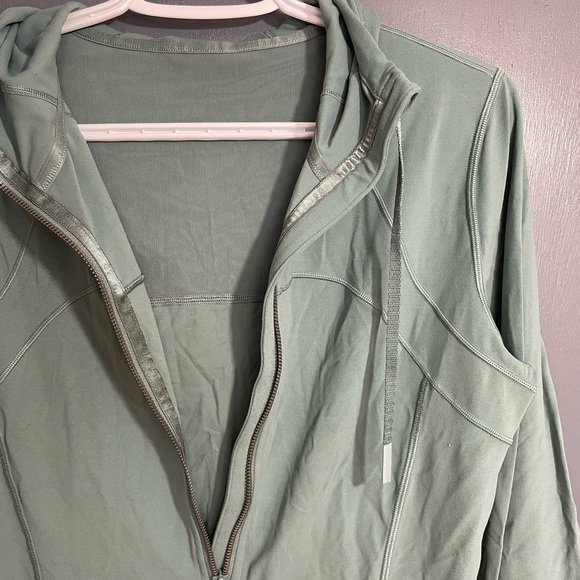 Lululemon Jacket size 12 - Picture 3 of 6
